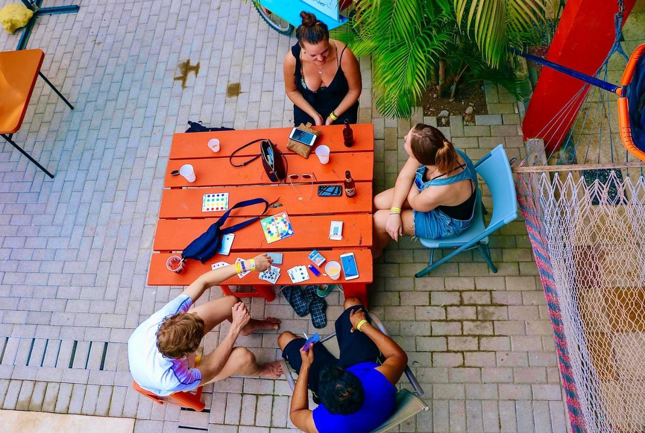 Blue Iguana Hotel Samara Luaran gambar